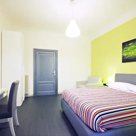 Aparts Apartment *