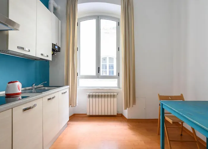 Aparts Apartment